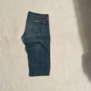 Womens Bermuda Jean